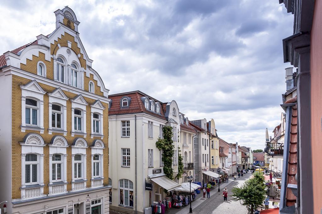 Hotel U-Nautic Restaurant & Pension Waren  Zewnętrze zdjęcie