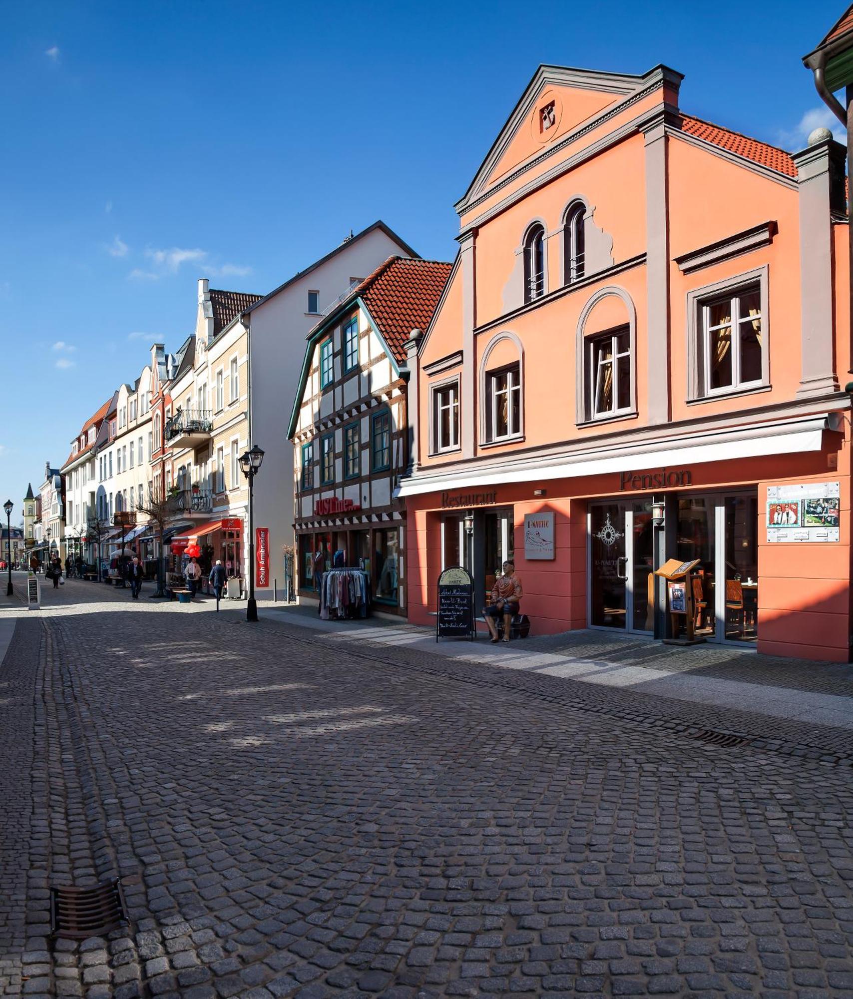 Hotel U-Nautic Restaurant & Pension Waren  Zewnętrze zdjęcie